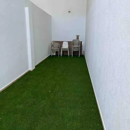 Amazing With Direct Access To The Beach! *